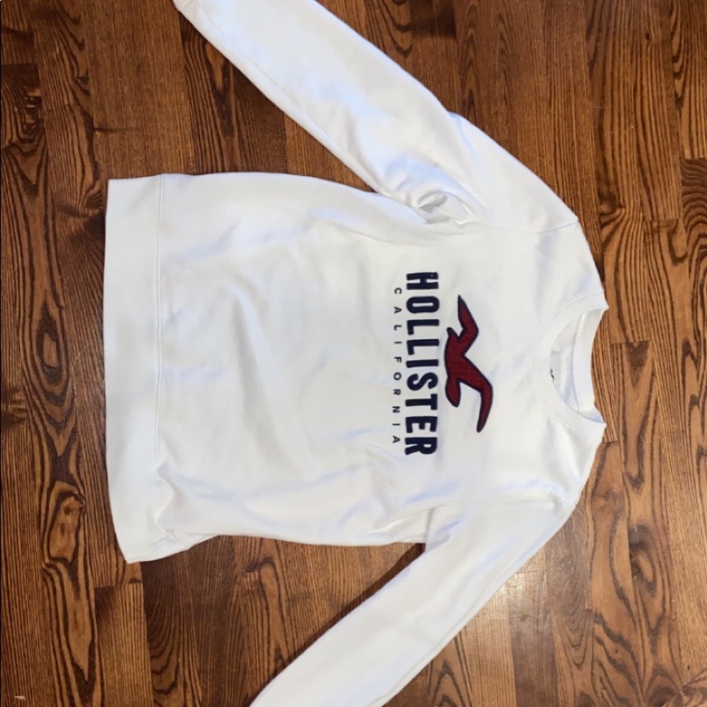 White Hollister Crew Neck